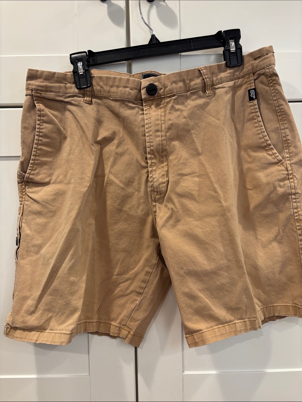 Lost Men's Khaki Flat-Front Cotton Shorts